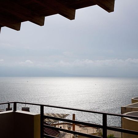Jon'S Penthouse Sarandë Exterior foto