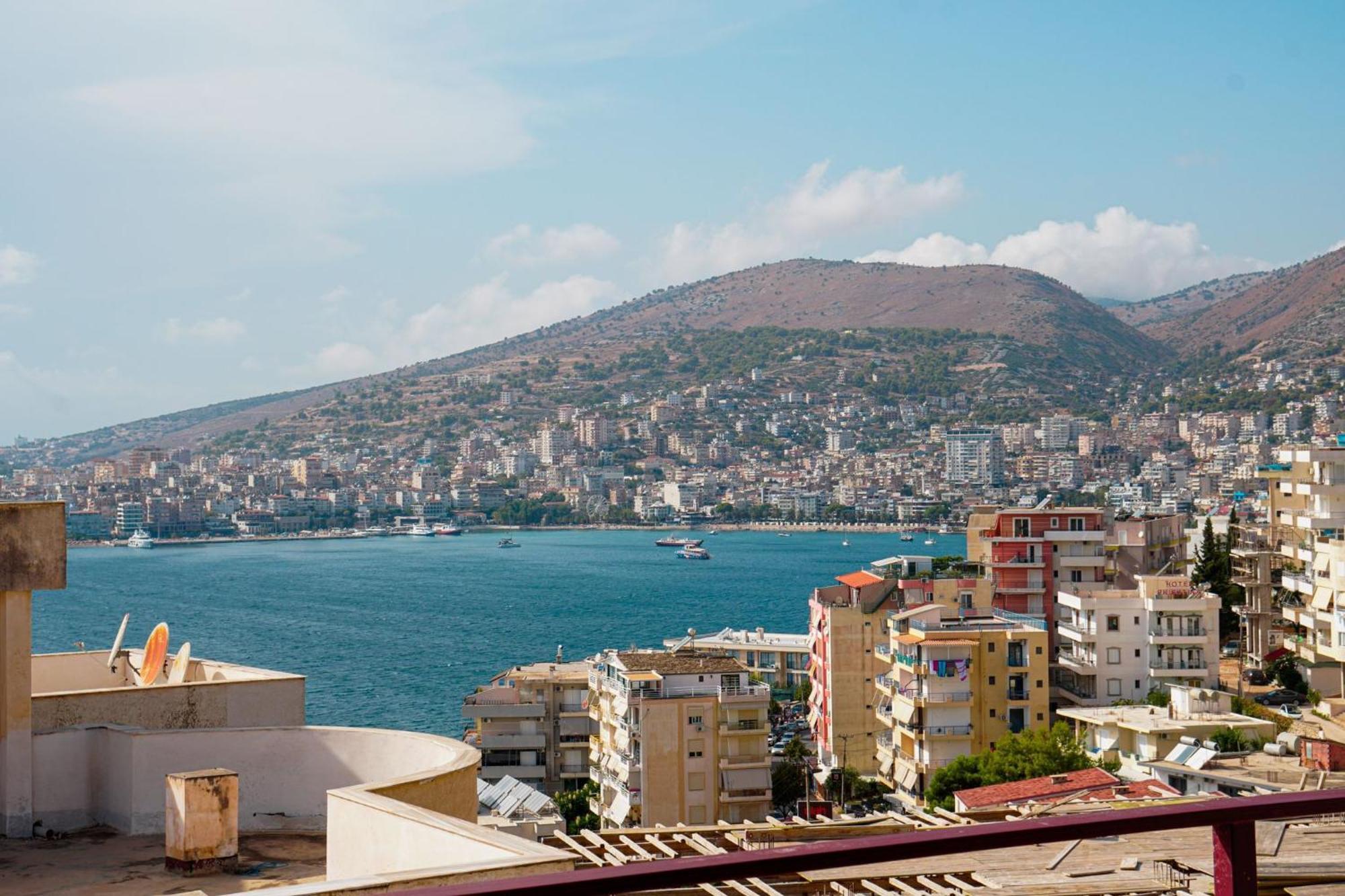 Jon'S Penthouse Sarandë Exterior foto